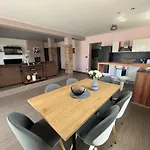 펜션 Summer Escape In Barbat Mit Garten Und Aussicht By Interhome