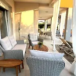 펜션 Summer Escape In Barbat Mit Garten Und Aussicht By Interhome *