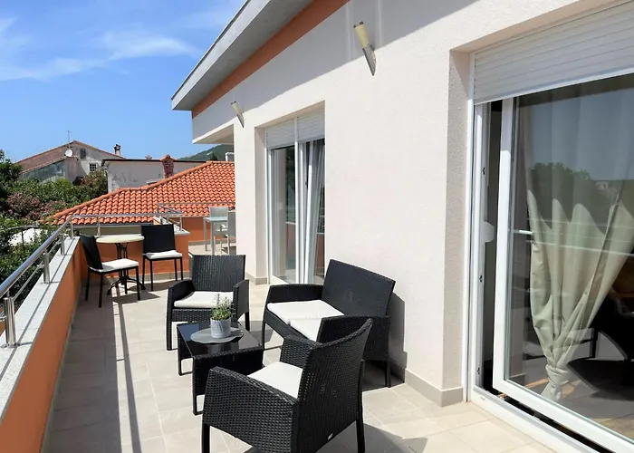 Summer Escape In Barbat Mit Garten Und Aussicht By Interhome Barbat na Rabu