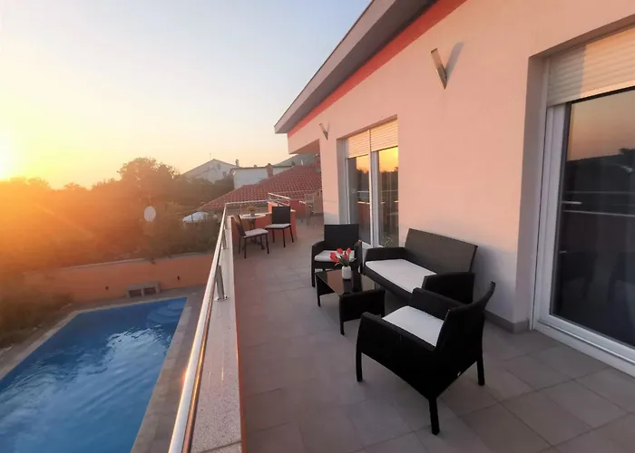 Summer Escape In Barbat Mit Garten Und Aussicht By Interhome * Barbat na Rabu