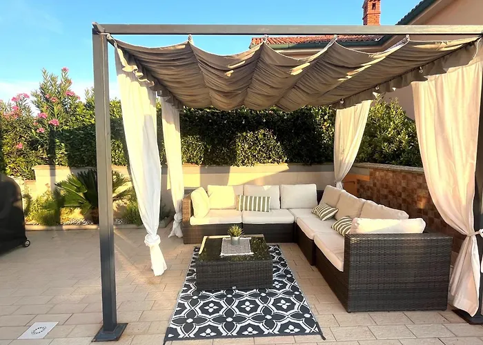 Summer Escape In Barbat Mit Garten Und Aussicht By Interhome * Barbat na Rabu