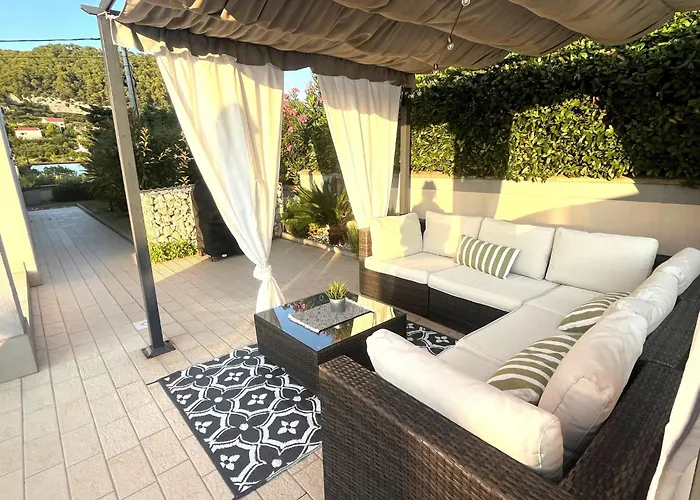 Summer Escape In Barbat Mit Garten Und Aussicht By Interhome Ferienhaus
