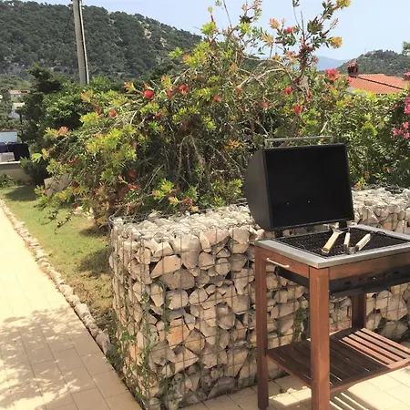 Summer Escape In Barbat Mit Garten Und Aussicht By Interhome Barbat na Rabu