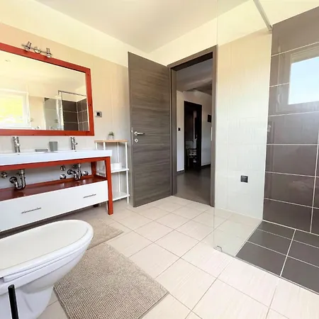 Summer Escape In Barbat Mit Garten Und Aussicht By Interhome * Barbat na Rabu