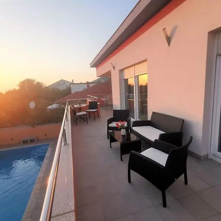 Summer Escape In Barbat Mit Garten Und Aussicht By Interhome * Barbat na Rabu