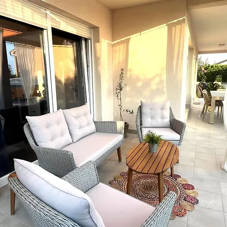 Summer Escape In Barbat Mit Garten Und Aussicht By Interhome * Barbat na Rabu