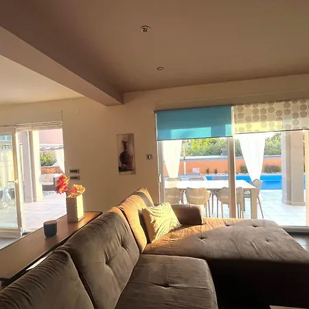 Nyaraló Summer Escape In Barbat Mit Garten Und Aussicht By Interhome *