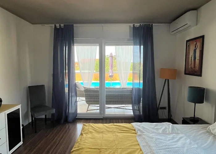 Nyaraló Summer Escape In Barbat Mit Garten Und Aussicht By Interhome Barbat na Rabu